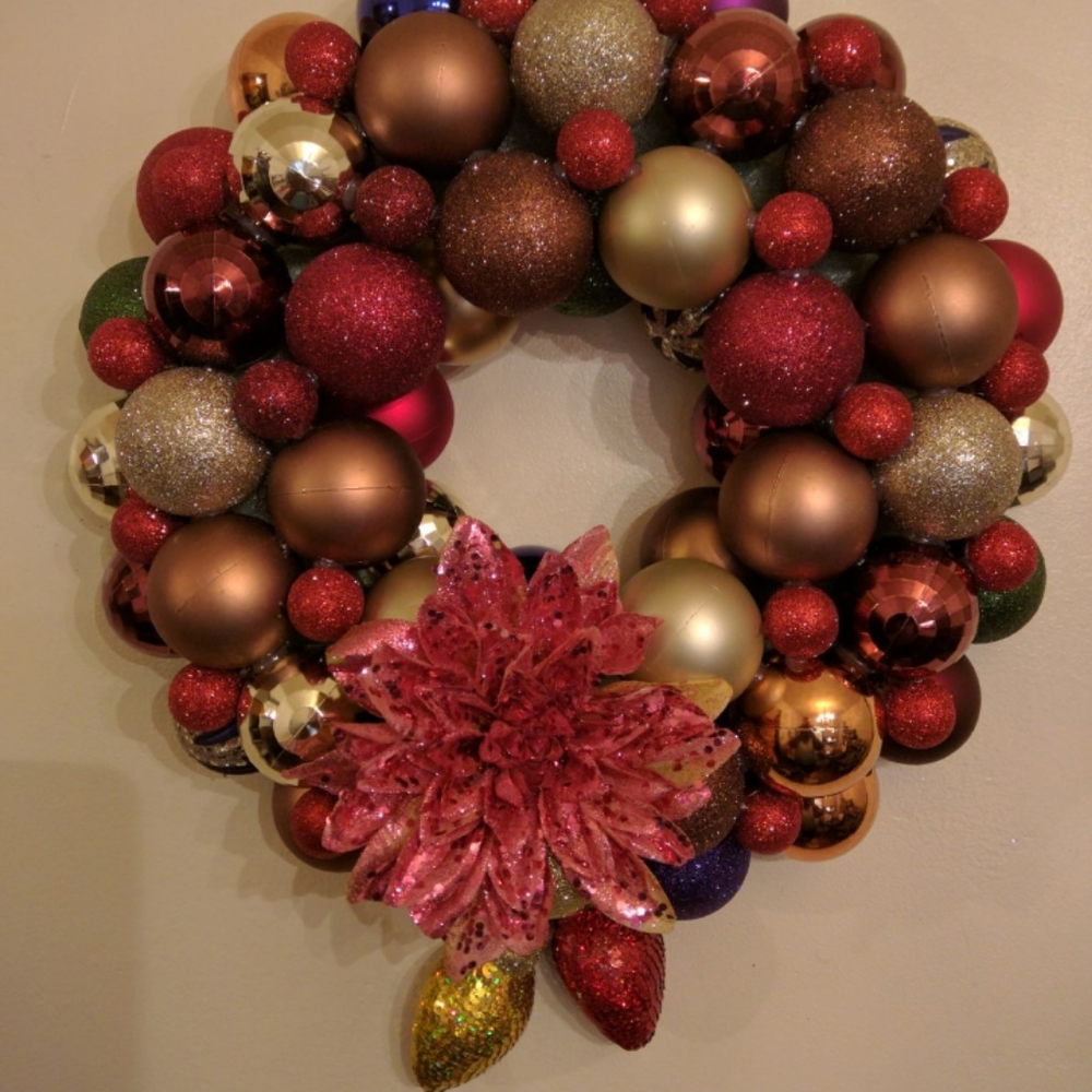 Handmade bulb wreath.